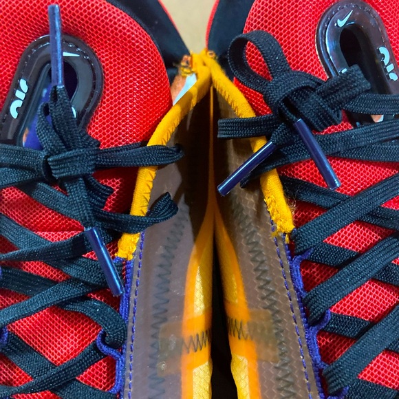 NIKE AIR MAX 2090 - Picture 5 of 8